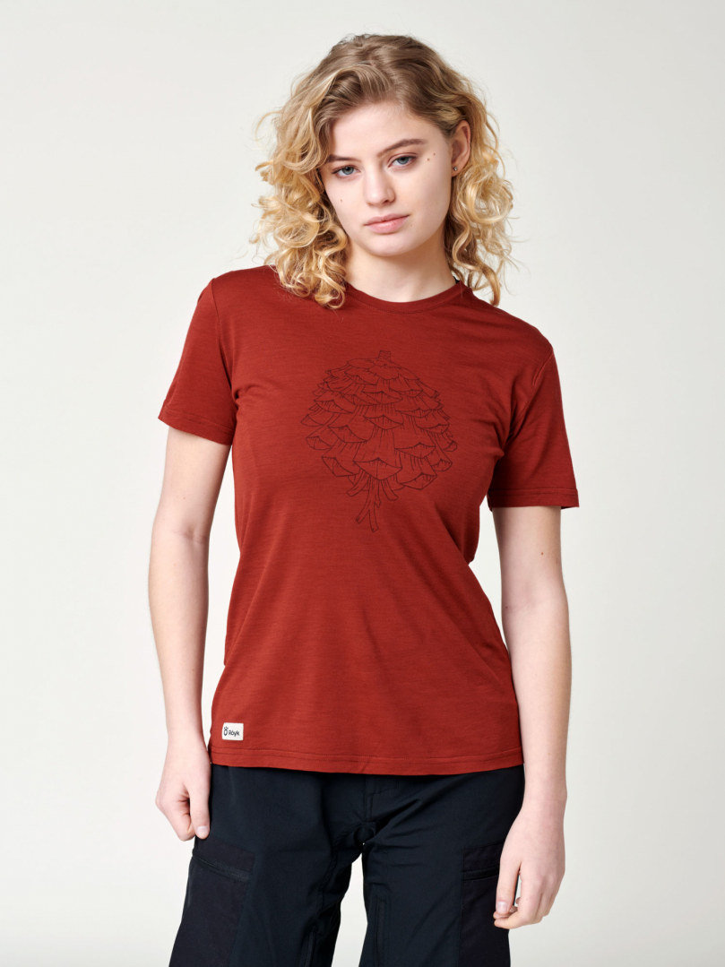 Women's Merino T-shirt - Red Pine Cone in the group Women's / Hoodies & sweaters- Women's / T-shirt - Women's at Röyk (28551660_r)